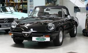 Gebraucht Alfa Romeo Spider 125 PS (91 kW) 1989 Schwarz Cabrio