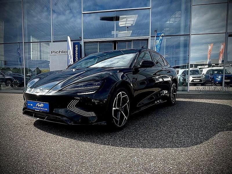 Neu BYD Seal 389 kW (530 PS) 2026 Obsidian black Limousine