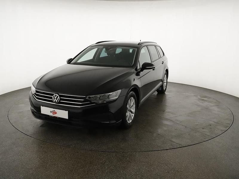 Schwarz metallicperleffektno Gebraucht 2021 VW Passat Kombi | € 18.990 (Superpreis) - Bild 1/4