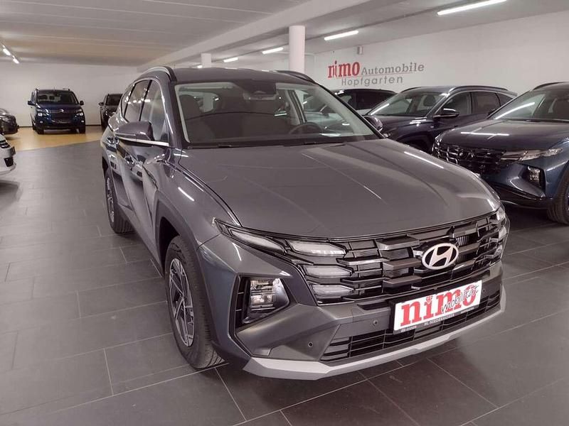 Neu Hyundai Tucson 160 PS (117 kW) 2025 Grau SUV