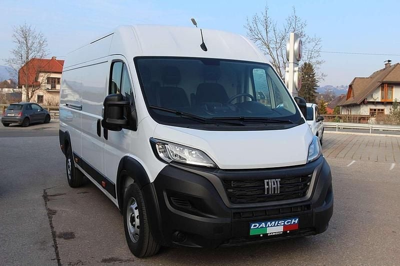 Gebraucht Fiat Ducato S 140 PS (102 kW) 2024 Weiß Van