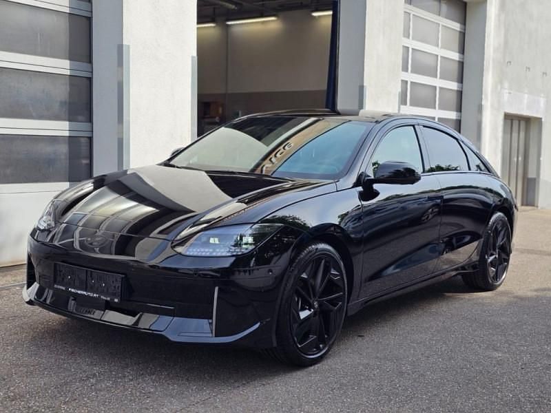Abyss black pearl Gebraucht 2023 Hyundai Ioniq 6 Edition Limousine | € 55.640 - Bild 1/4