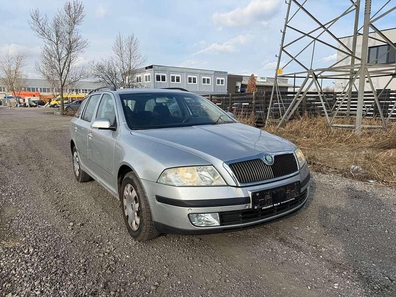 Gebraucht Skoda Octavia Elegance 105 PS (77 kW) 2005 Silber Kombi