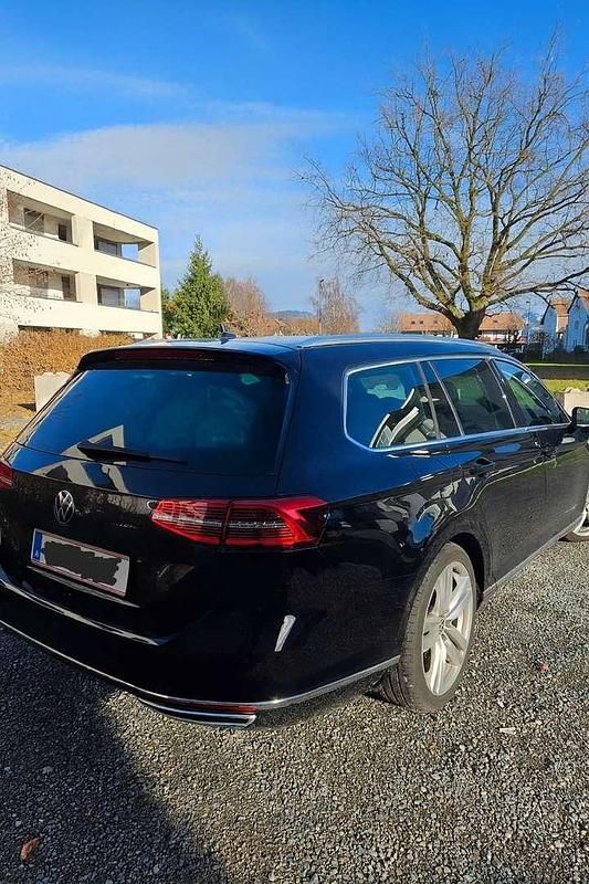 Gebraucht VW Passat Highline 150 PS (110 kW) 2015 Schwarz Limousine