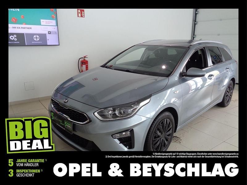 Gebraucht Kia Ceed Sportswagon Silver 101 PS (74 kW) 2021 Lunarsilber met Kombi