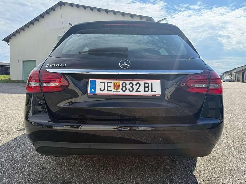 Gebraucht Mercedes C200 150 PS (110 kW) 2018 Schwarz Kombi