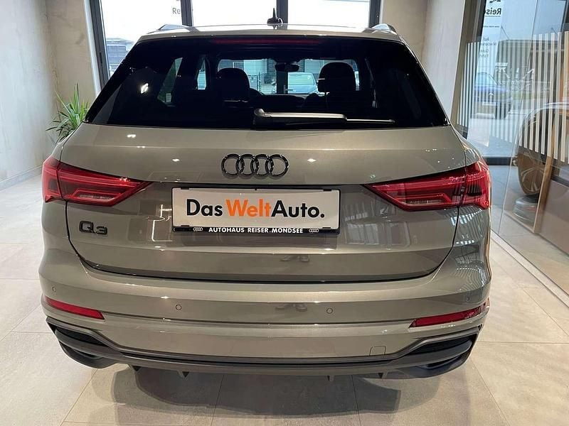 Gebraucht Audi Q3 S-Line 150 PS (110 kW) 2024 Mittelgrau  metallic SUV