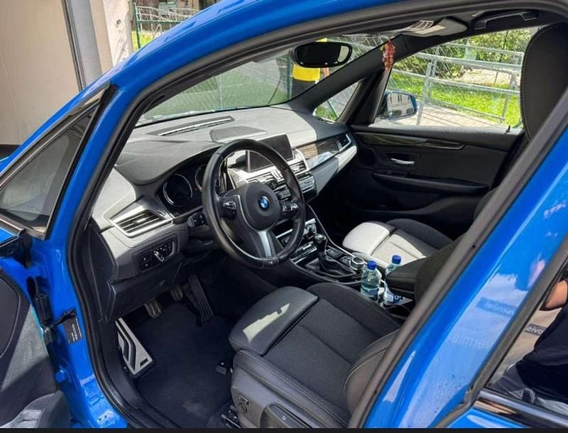 Gebraucht BMW 218 M Sport 136 PS (100 kW) 2021 Blau Kombi