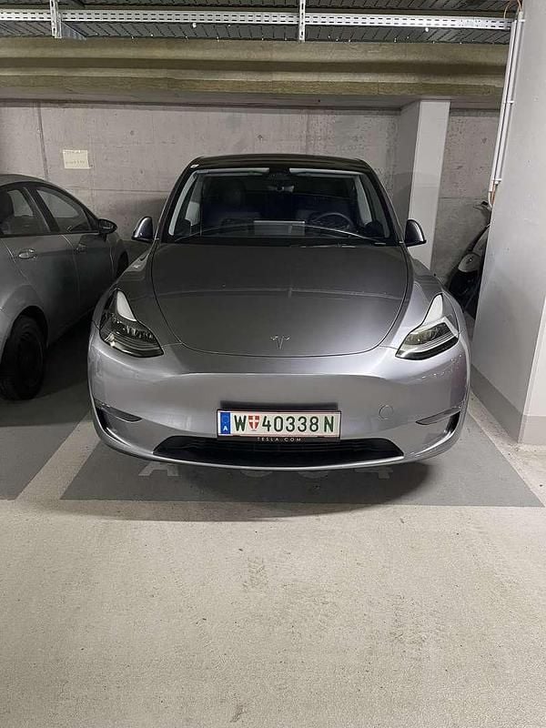 Gebraucht Tesla Model Y Long Range AWD 258 kW (351 PS) 2023 Silber SUV
