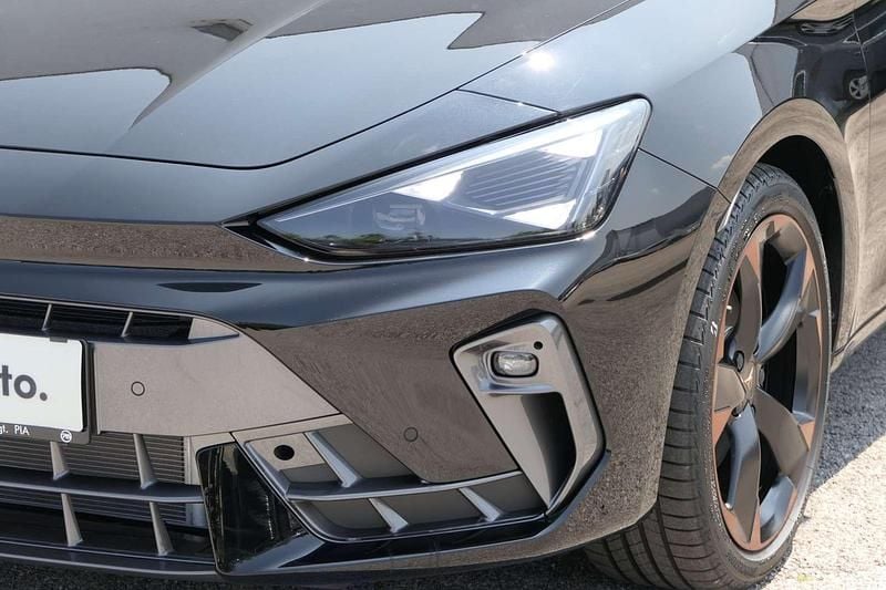 Gebraucht Cupra Leon 150 PS (110 kW) 2025 Schwarz Limousine