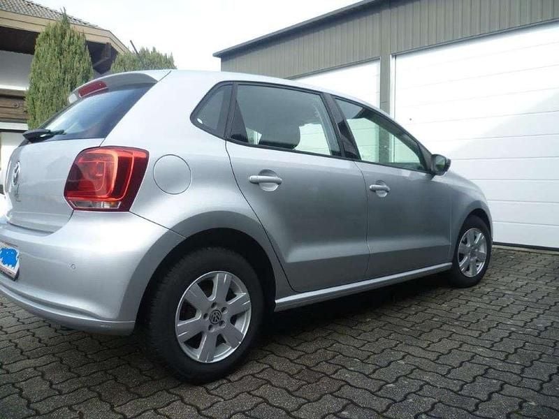 Gebraucht VW Polo 60 PS (44 kW) 2010 Silber Kleinwagen