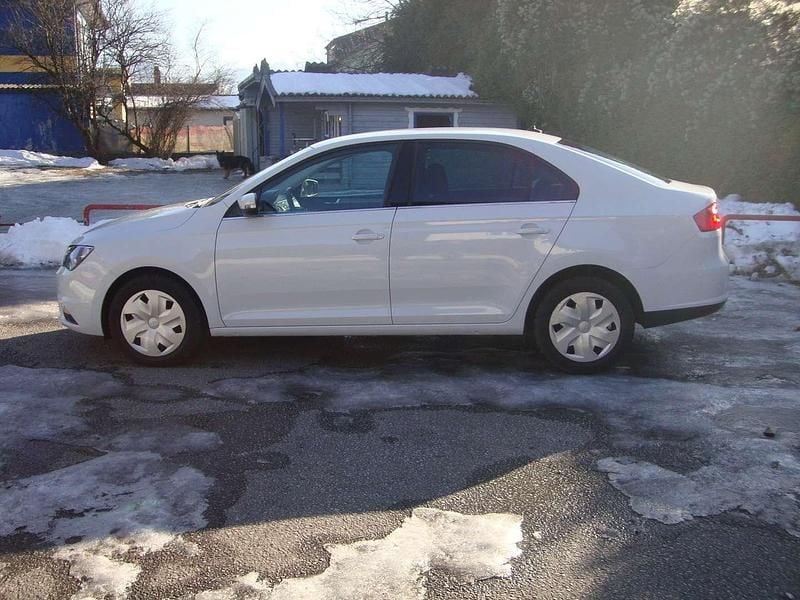 Gebraucht Seat Toledo Style 116 PS (85 kW) 2018 Weiß Kleinwagen