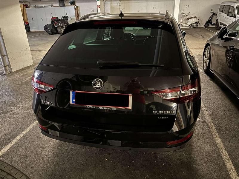 Gebraucht Skoda Superb Style 190 PS (139 kW) 2018 Schwarz Kombi