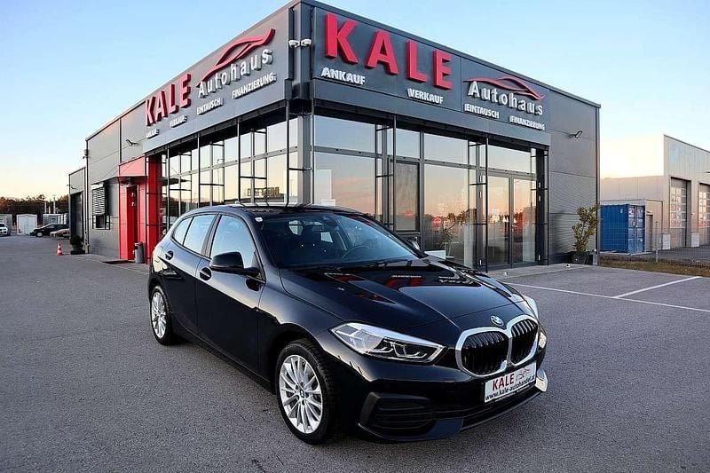 Schwarz Gebraucht 2022 BMW 118 Kleinwagen | € 24.990 (Fairer Preis) - Bild 1/4
