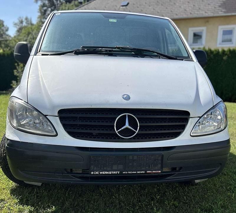 Weiß Gebraucht 2006 Mercedes Vito Van / Kleinbus | € 4.200 (Guter Preis) - Bild 1/4