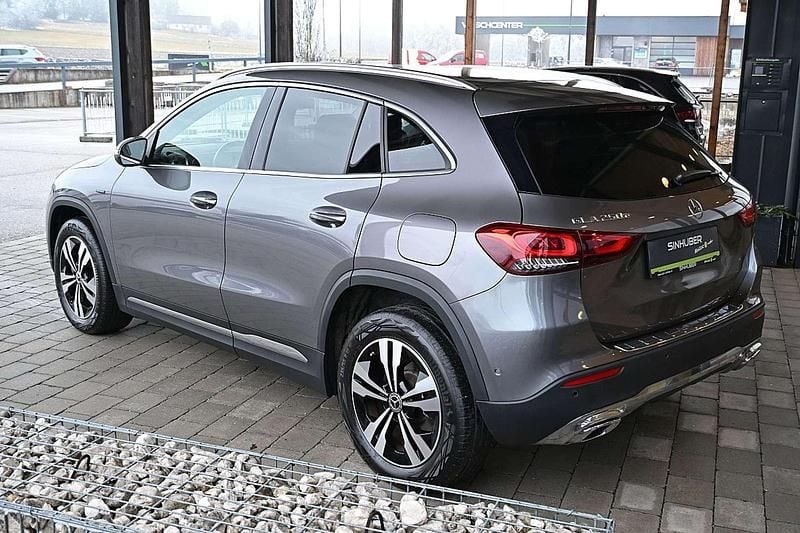 Gebraucht Mercedes GLA250 160 PS (117 kW) 2021 Grau SUV