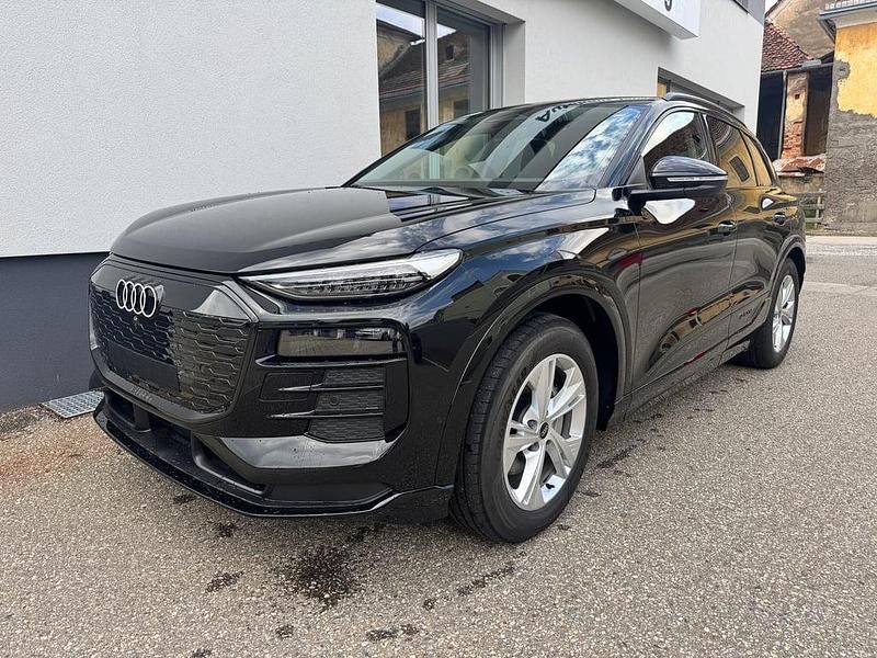 Gebraucht Audi Q6 e-tron Performance 225 kW (306 PS) 2025 Schwarz  metallic SUV