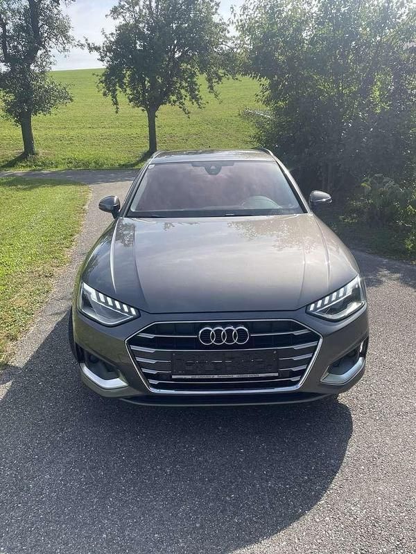 Gebraucht Audi A4 Advanced 163 PS (119 kW) 2021 Kombi