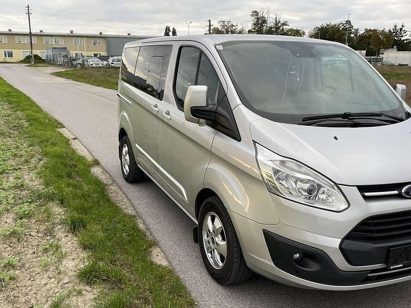 Gebraucht Ford Tourneo Trend 131 PS (96 kW) 2017 Van / Kleinbus