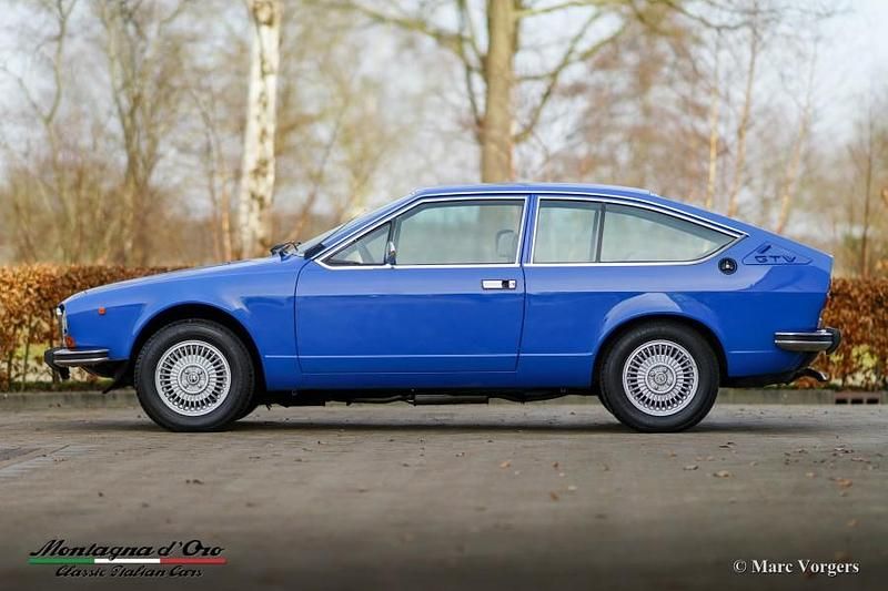 Gebraucht Alfa Romeo Alfetta GT/GTV 131 PS (96 kW) 1976 Blau Coupé