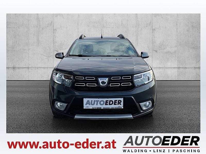 Gebraucht Dacia Sandero Stepway 90 PS (66 kW) 2020 Grau Limousine