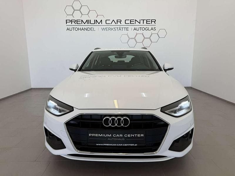 Gebraucht Audi A4 Sport 136 PS (100 kW) 2021 Weiß Kombi