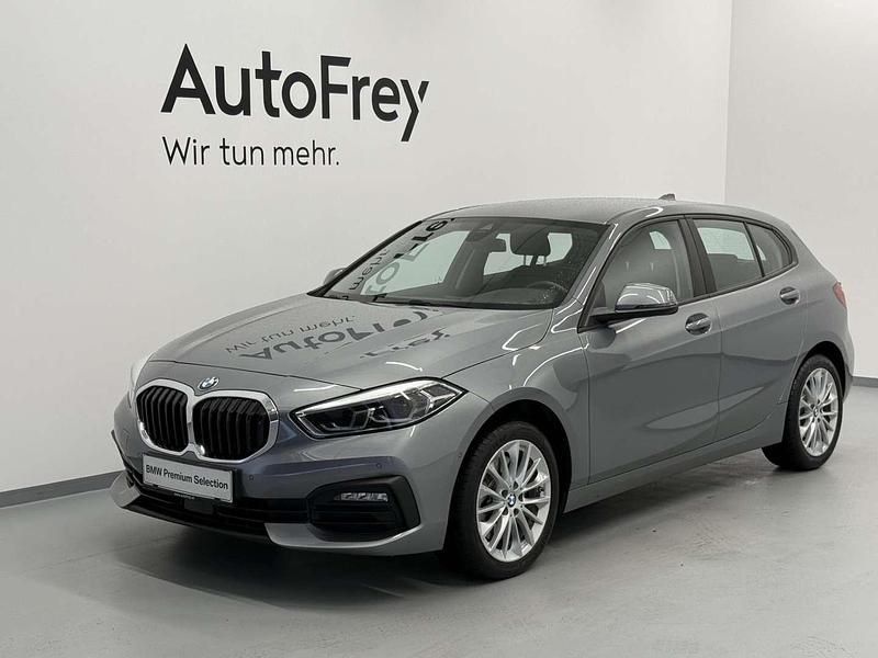 Grau Gebraucht 2023 BMW 120 Advantage Kleinwagen | € 31.880 (Fairer Preis) - Bild 1/4