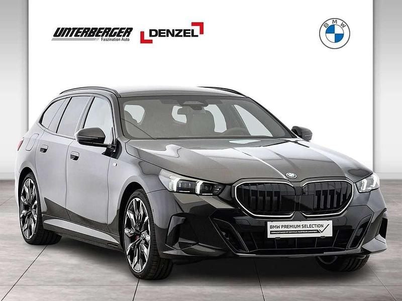 Gebraucht BMW 550 M Sport 313 PS (230 kW) 2025 Schwarz Kombi