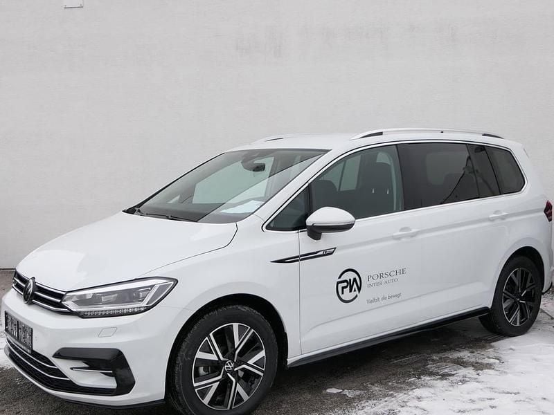 Neu VW Touran R-line 150 PS (110 kW) 2026 Weiss  normal Van / Kleinbus