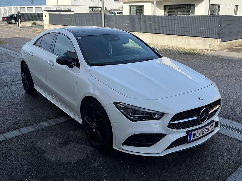 Gebraucht Mercedes CLA200 AMG line 150 PS (110 kW) 2020 Weiß Coupé