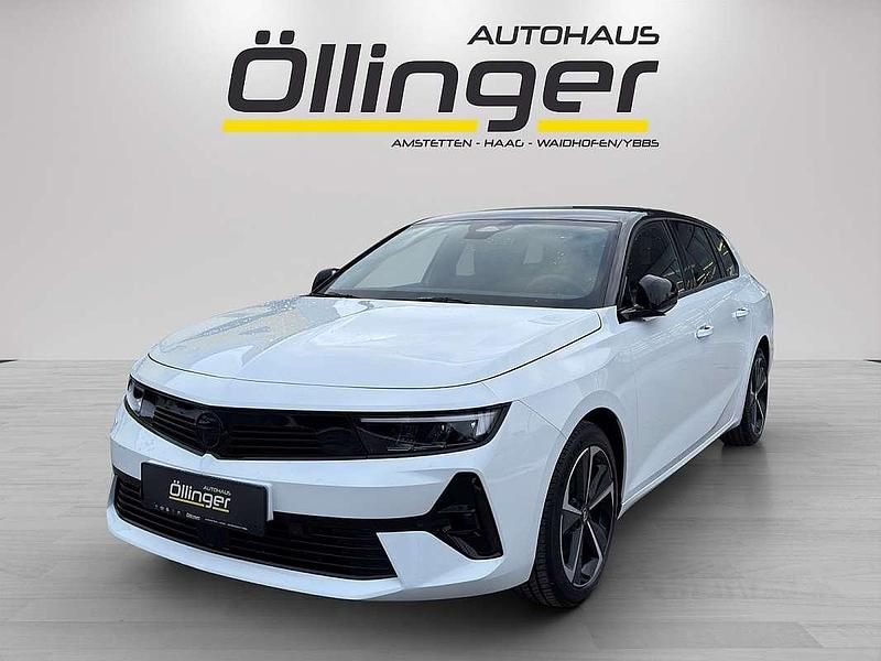 Neu Opel Astra 131 PS (96 kW) 2025 Weiß Kombi