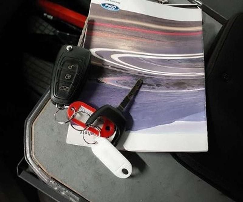 Gebraucht Ford Transit Custom Trend 131 PS (96 kW) 2018 Weiß Van