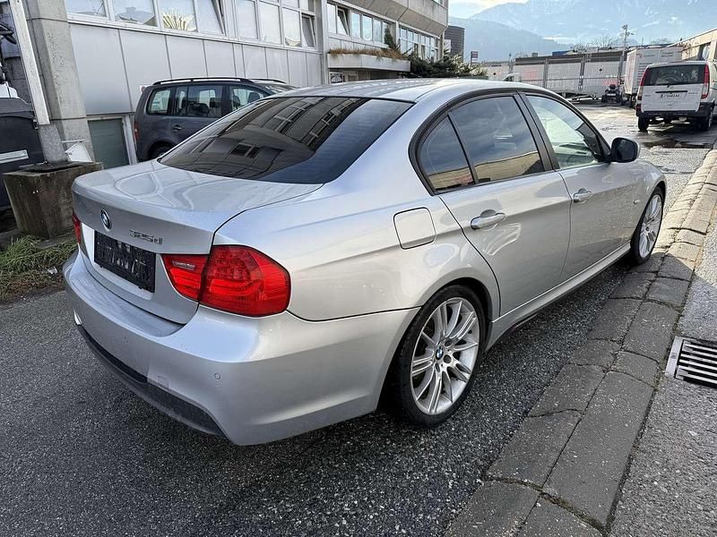 Gebraucht BMW 318 143 PS (105 kW) 2011 Limousine