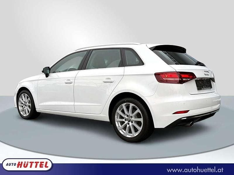 Gebraucht Audi A3 Design 110 PS (80 kW) 2016 Weiß Limousine