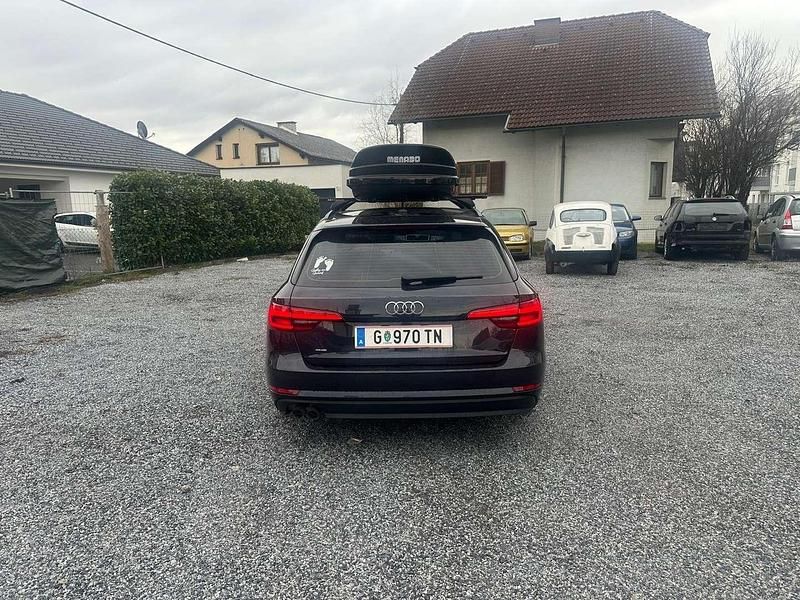 Gebraucht Audi A4 Sport 190 PS (139 kW) 2015 Blau Kombi