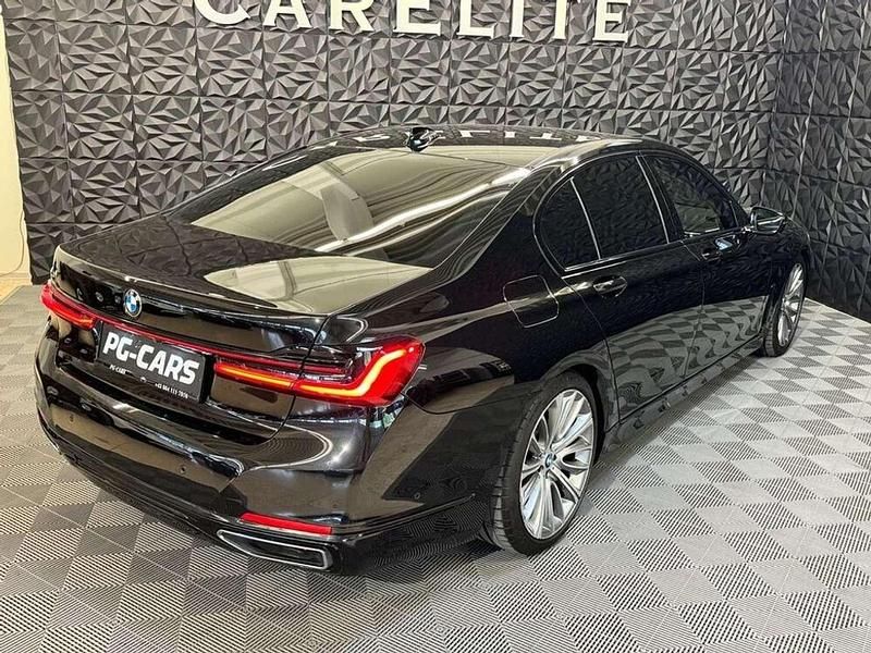Gebraucht BMW 750 400 PS (294 kW) 2019 Schwarz Limousine