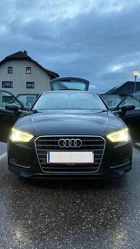 Gebraucht Audi A3 Ambiente 105 PS (77 kW) 2014 Limousine