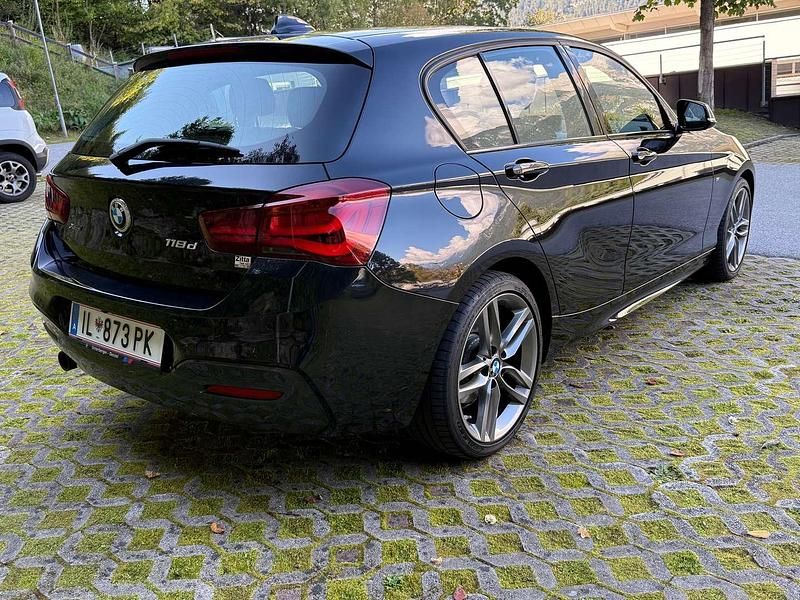 Gebraucht BMW 118 M Sport 150 PS (110 kW) 2018 Schwarz Kleinwagen