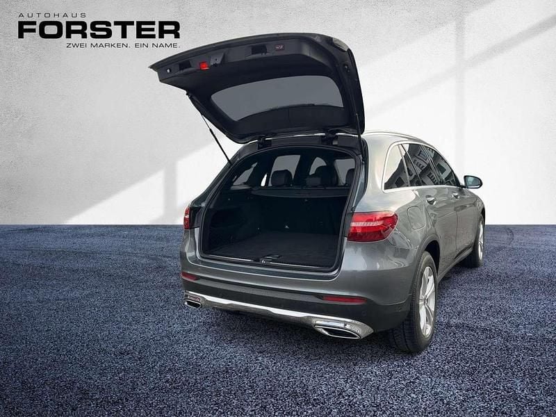 Gebraucht Mercedes GLC220 AMG line 170 PS (125 kW) 2018 Grau SUV