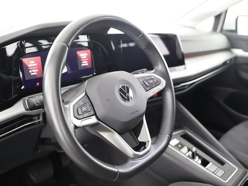 Gebraucht VW Golf VII Life 150 PS (110 kW) 2021 Weiss  normal Kombi