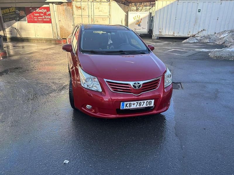 Gebraucht Toyota Avensis Premium 177 PS (130 kW) 2009 Kombi