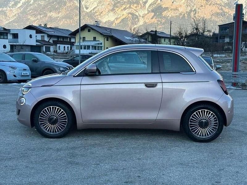 Gebraucht Fiat 500e La Prima 86 kW (118 PS) 2023 Gold Limousine