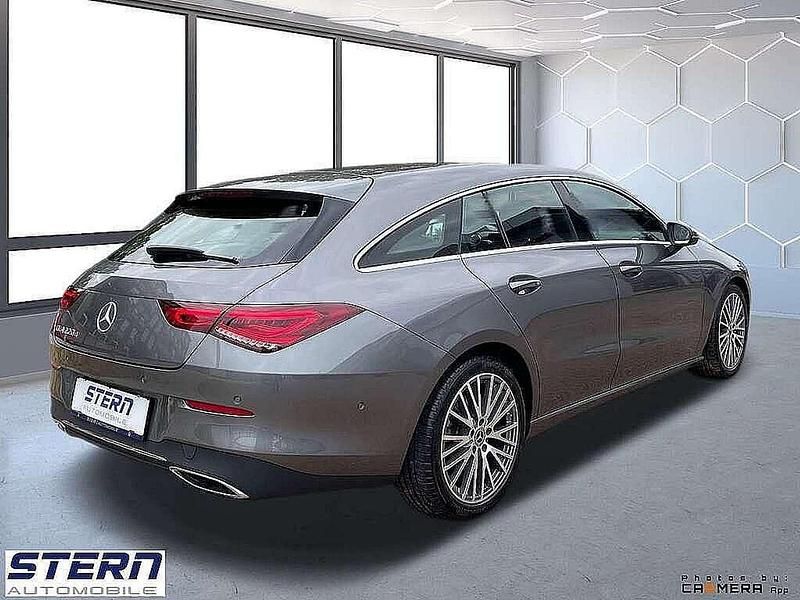 Gebraucht Mercedes CLA220 Shooting Brake 190 PS (139 kW) 2020 Grau Kombi