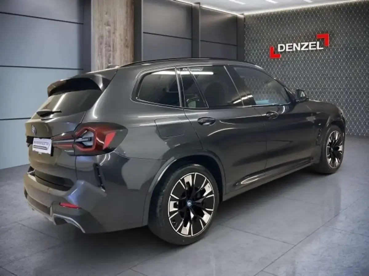 Gebraucht BMW iX3 Impressive 286 PS (2025) in Wien - € 50.900 | AutoUncle