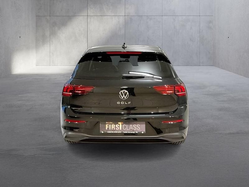 Neu VW Golf VIII 115 PS (84 kW) 2026 Schwarz  metallic Limousine