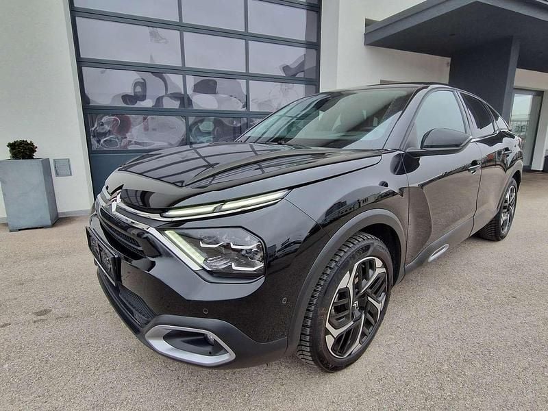 Schwarz Gebraucht 2024 Citroën C4 PureTech Kleinwagen | € 18.999 (Superpreis) - Bild 1/4