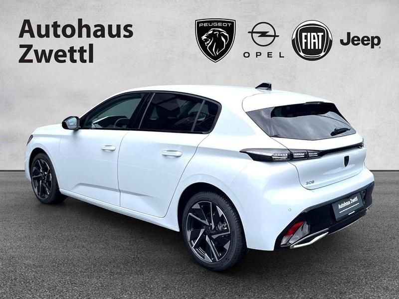 Neu Peugeot 308 Allure 131 PS (96 kW) 2025 Weiß Limousine