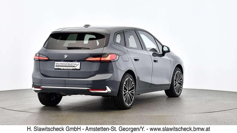 Gebraucht BMW 218 Luxury Line 150 PS (110 kW) 2024 Grau Kombi