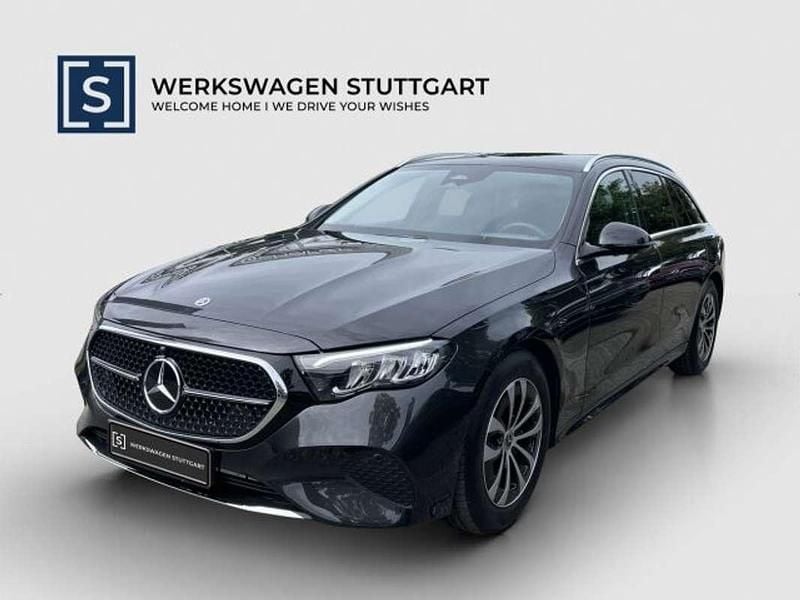 Grau Gebraucht 2024 Mercedes E220 Avantgarde Kombi | € 58.264 (Fairer Preis) - Bild 1/4