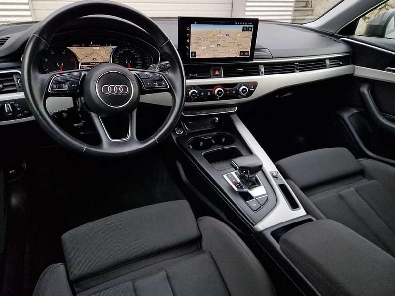 Gebraucht Audi A4 136 PS (100 kW) 2022 Grau Kombi